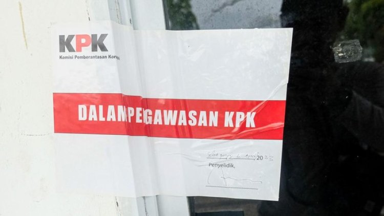 KPK Amankan Barang Bukti Uang dalam OTT Bupati Meranti