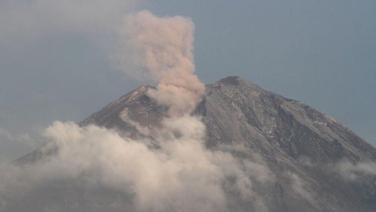 Status Masih Siaga, Gunung Semeru Gempa Erupsi Hampir Setiap Hari