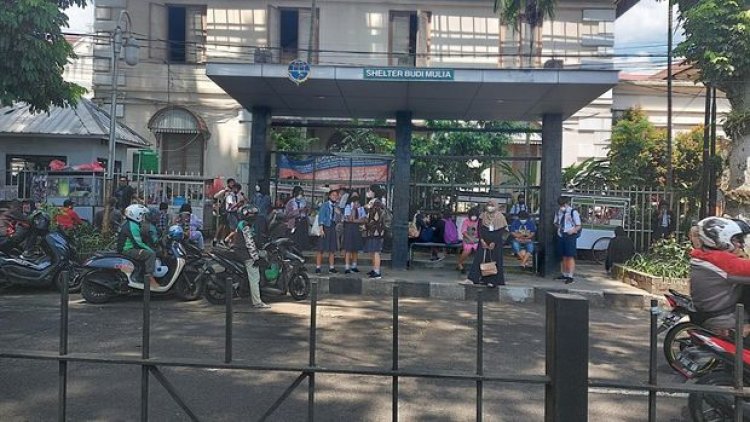 Sopir Angkot di Bogor Mogok Operasi, Penumpang Terlantar