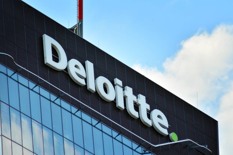 Deloitte Dikabarkan Bakal PHK 1.200 Orang Karyawan