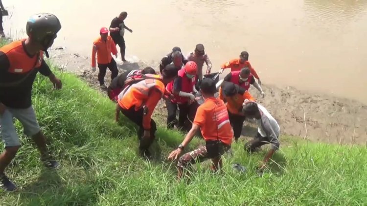 Jasad Kekek Hilang Terpeleset Saat Buang Hajat di Sungai Kukur Ngawi Diketemukan