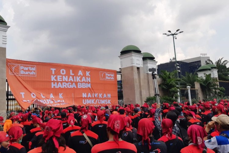 KSPSI Sebut 50 Ribu Massa Buruh Akan Turun untuk Demo Besar-besaran di Istora Senayan
