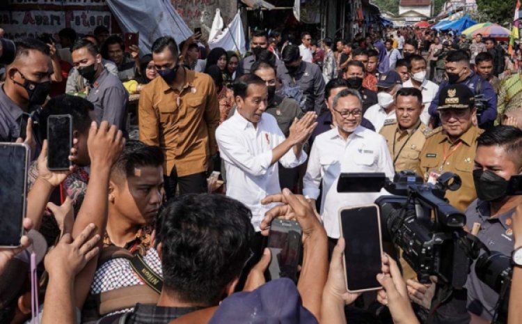 Jokowi Tegaskan Perbaikan Infrastruktur Bukan karena Viral