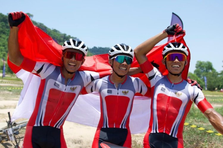 Kapolri Ucapkan Selamat pada Atlet Balap Sepeda Peraih Medali di Ajang SEA Games 2023