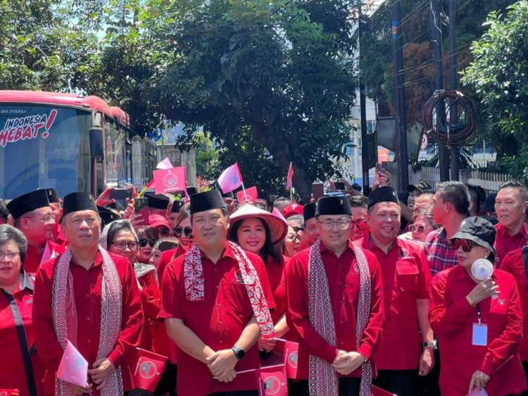 Parade Merah Iringi Pendaftaran Bacaleg PDIP ke KPU Hari Ini