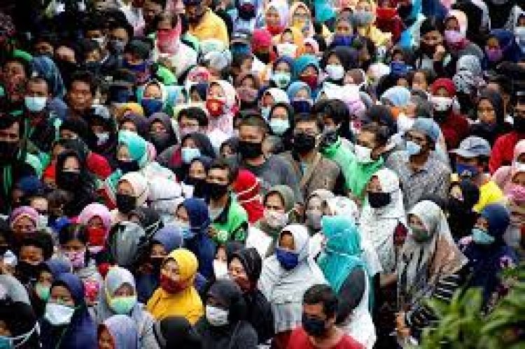 Pertumbuhan Penduduk di Indonesia Diprediksi Menurun, Usia Produktif Diperkirakan Mengecil