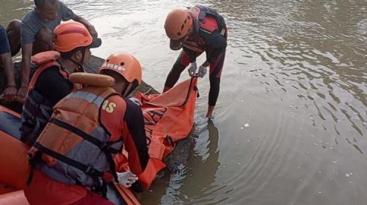 Tim Sar Berhasil Temukan Jasad Siswi yang Tenggelam di Sungai Cimandiri