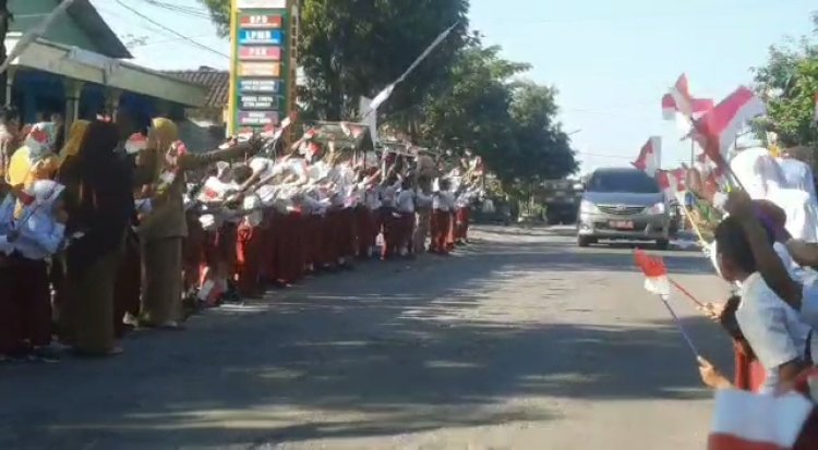 Pulang Ngawi, Irfan Jauhari Disambut Meriah Hingga Terima Bonus Rp25 Juta