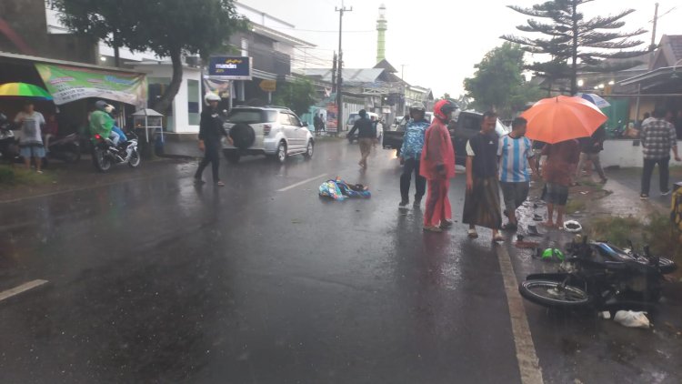 As Roda Patah, Pikap Seruduk Tiga Motor di Malang, Empat Tewas Salah Satunya Balita