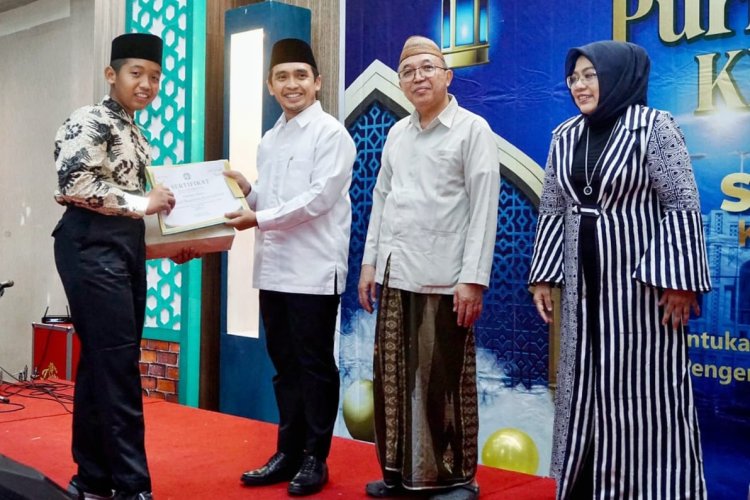 Hadiri Purnawiyata SD Al Anwar Kota Pasuruan, Mas Adi Tekankan Kesiapan Hadapi Tantangan Jaman