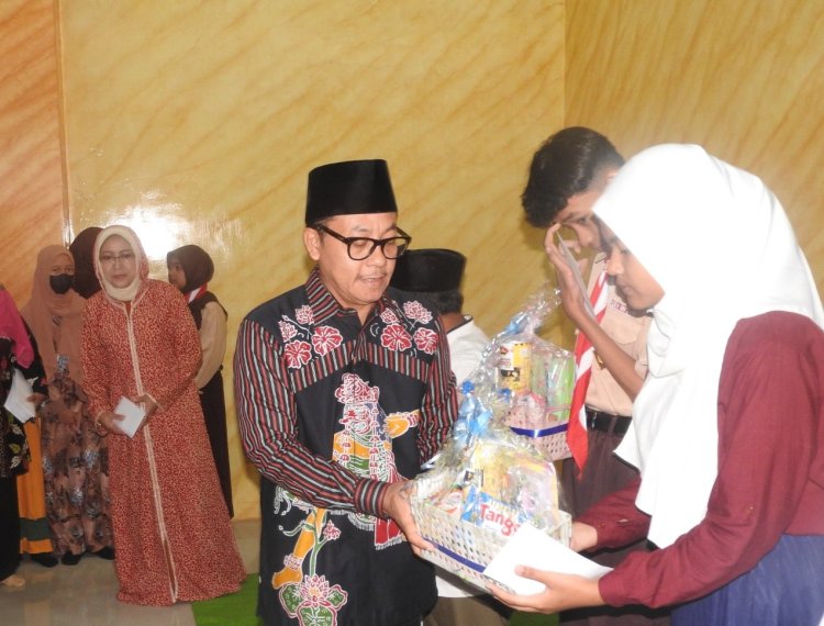 Wali Kota Malang Berikan Tausiah dalam Acara Pengajian dan Santunan Anak Yatim di Masjid Tarbiyatul Hidayah