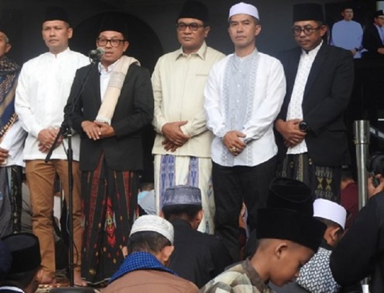 Salat Id di Masjid Jami’ Kota Malang, Sutiaji: Semoga Allah Benar-benar Ridha kepada Kita