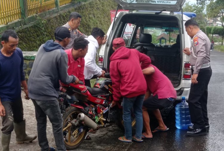 Rem Blong, Pemotor Tabrak Pembatas Jalan di Turunan Sarangan Magetan