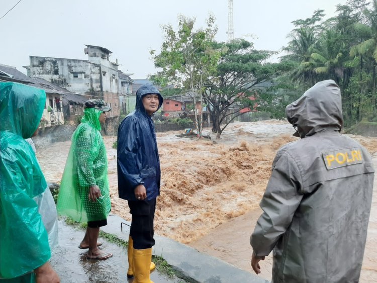 Niat Selamatkan Jembatan dari Banjir, Tubuh Warga Malang Ini Justru Hanyut