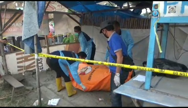 Gempar, Ditemukan Mayat Pria Membusuk Tertutup Kursi di Ngawi