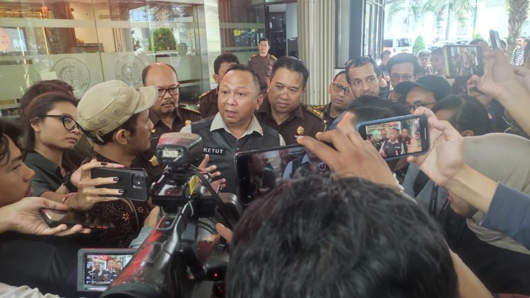 Diduga Palsukan Dokumen, Anggota DPR Ismail Thomas Jadi Tersangka