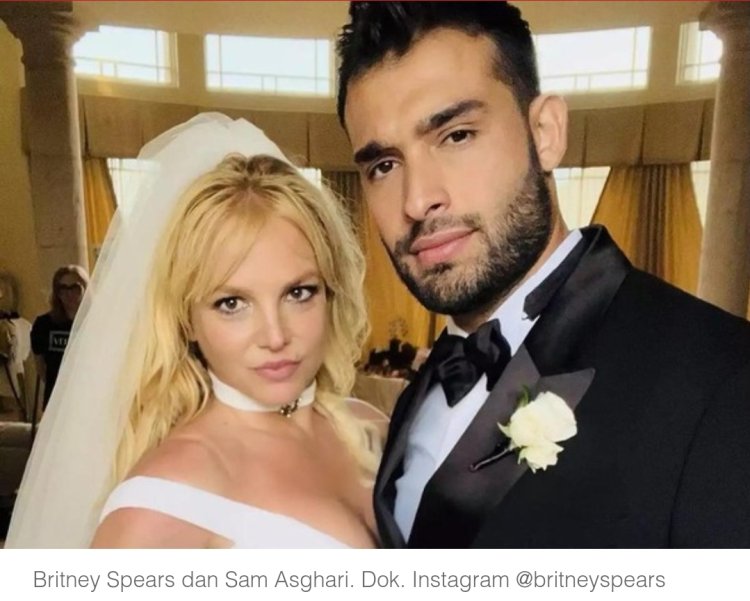 Britney Spears Berpisah dengan Sam Asghari
