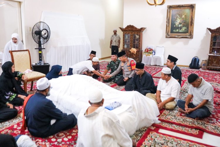 Dato Seri Syamsul Arifin Wafat, Kapolda Sumut Irjen Agung : Semoga Keluarga Sabar dan Tabah