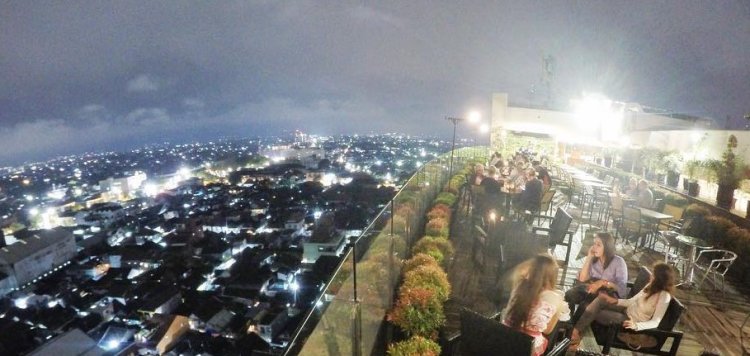 Ini Rekomendasi Lima Cafe Rooftop di Kota Malang