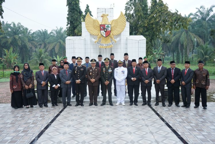 Pemkab Asahan Upacara Peringati Hari Pahlawan Ke 78 - Tell The Truth