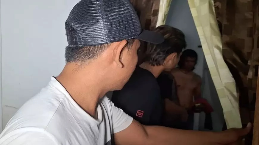 4 Perempuan dan 2 Pria Diamankan Polisi dari Panti Pijat Berkedok Warung Pecel di Ngawi