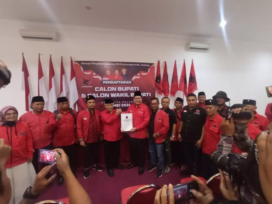 Sanusi dan H Gunawan, Dua Bacalon Bupati dari PDIP Kabupaten Malang Kembalikan Formulir Hari Terakhir Penjaringan